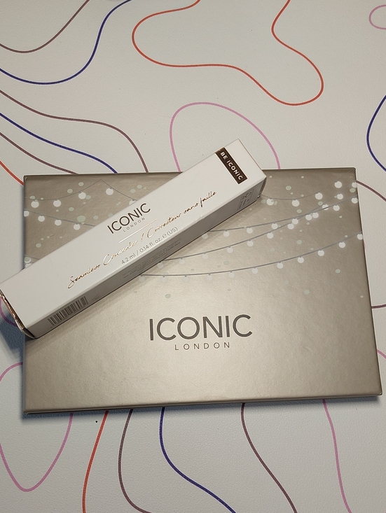 ICONIC London Other - Iconic London Makeup Lot - Face Palette & New Concealer Light Cream